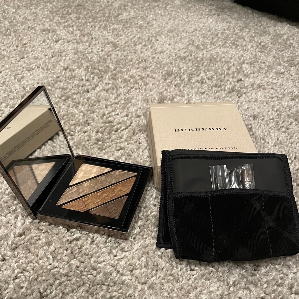 Burberry eyeshadow palette